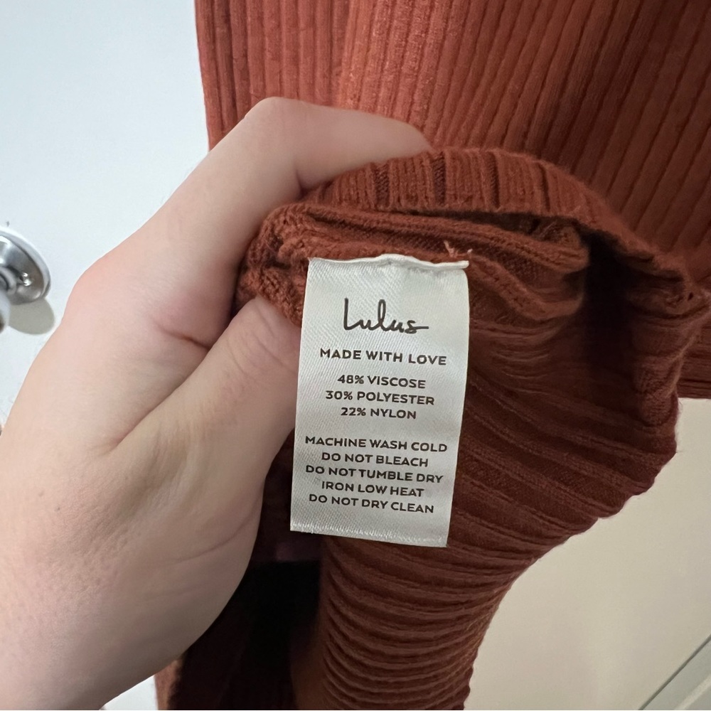 Lulu's Orange Ribbed Midi Dress - Picture 4 of 7